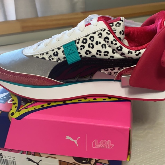 Brand new Puma’s LOL Surprise edition for girls - Picture 3 of 4
